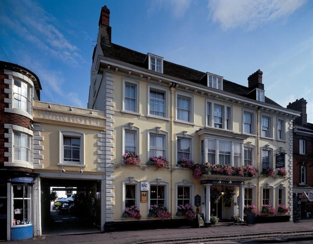 Swan Revived Hotel Exterior