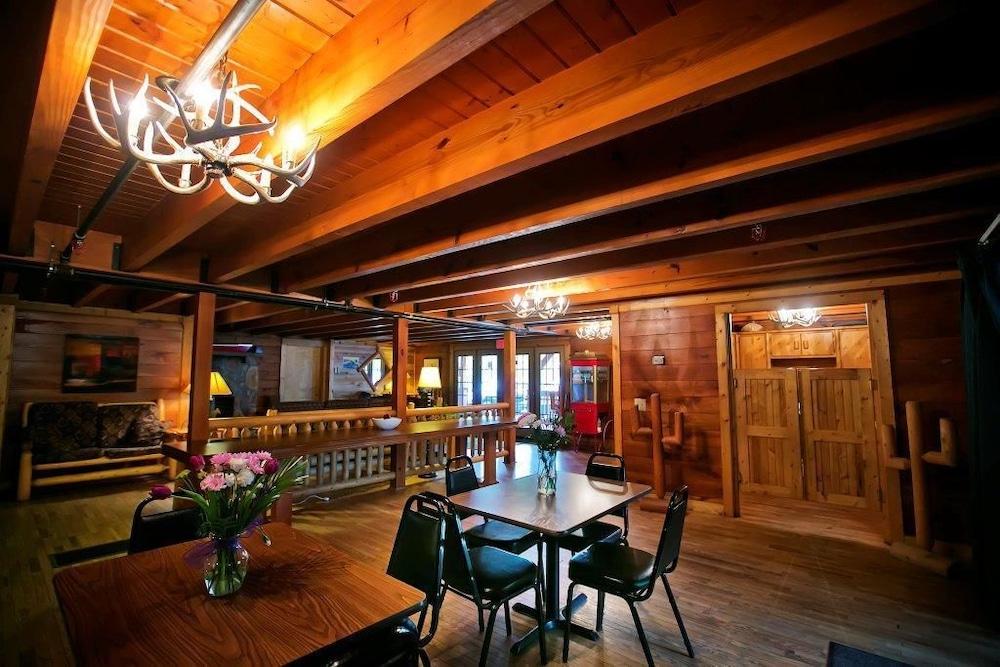 Cliffview Resort Lobby