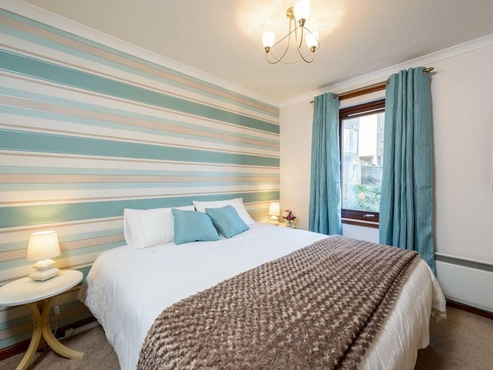 Springfield View Room