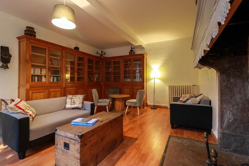 Domaine des 3 Marmottes Interior