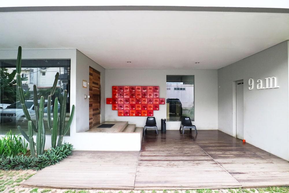 ناين إيه إم