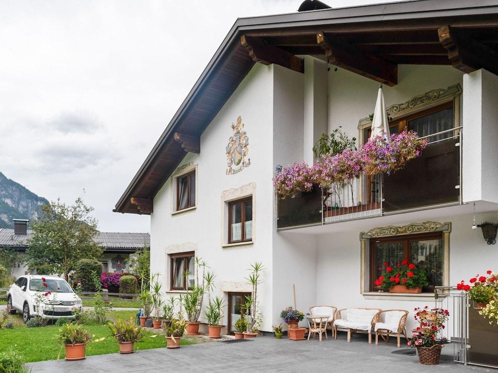 Cozy Apartment in Vandans With Shared Terrace Exterior
