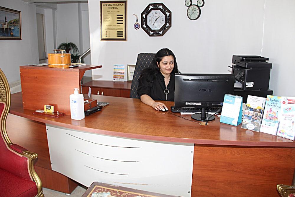Sultanahmet Endless Hotel Reception