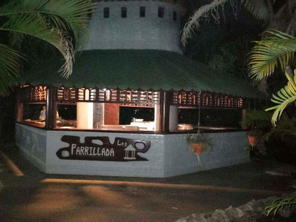 Mirador De Mayabe Others