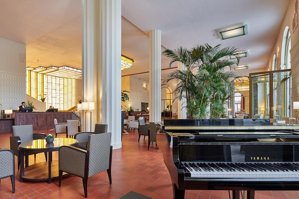 أوتل إي سبا فاكانز بلو لو سبلونديد منطقة الاستقبال