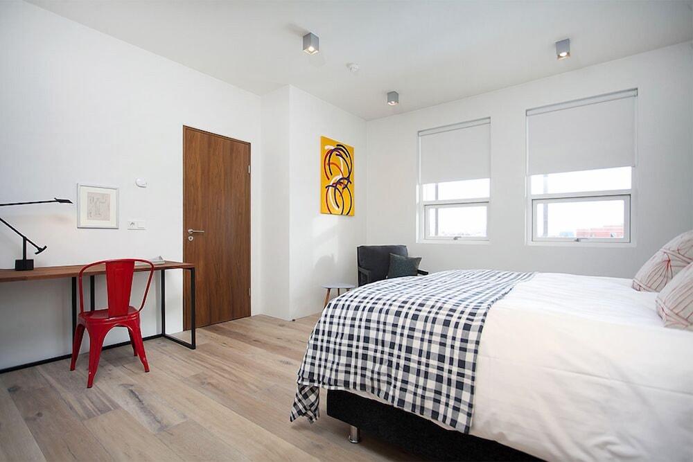Nest Apartment Swan Room