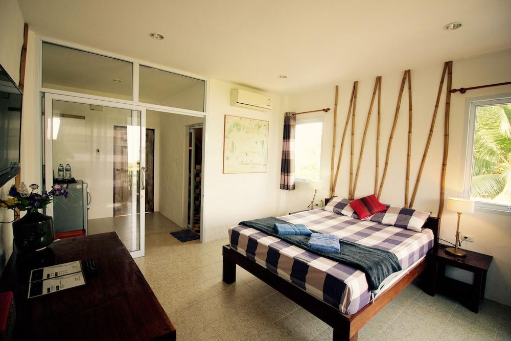 Sairee View Resort Room