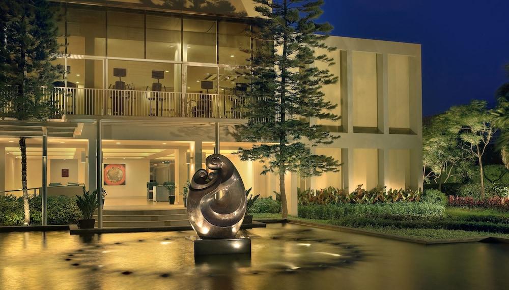 Bangna Pride Hotel & Residence