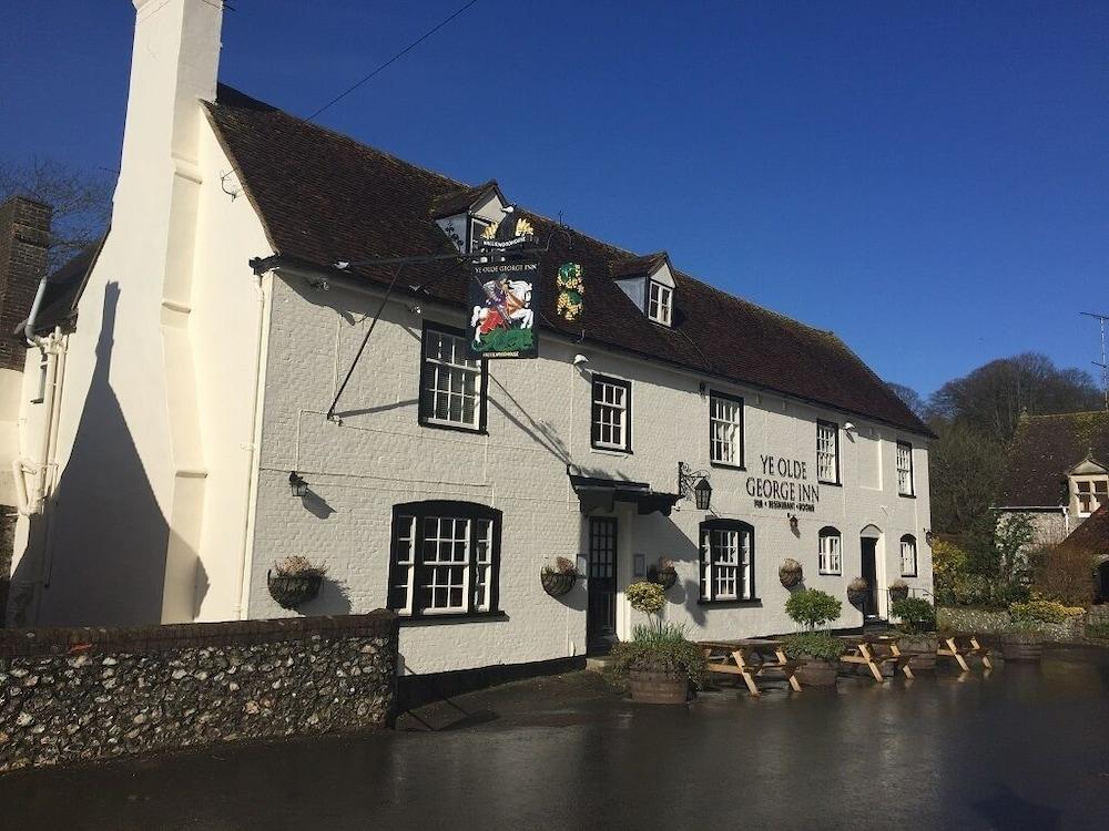 Ye Olde George Inn - Badger Pubs Featured Image