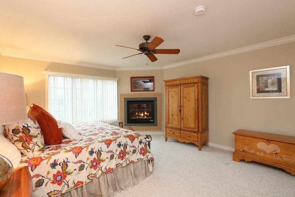 Upscale 3BR Topnotch Overlook Room