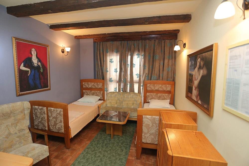 Konak Tammy Room