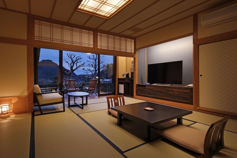 Ryokusuitei Room