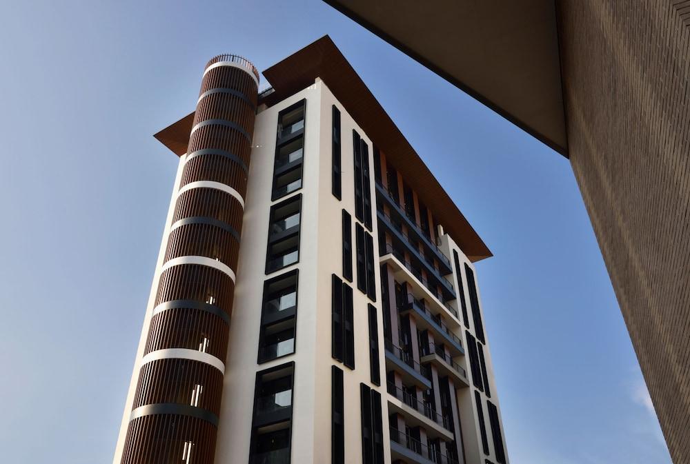 Milano Verticale | UNA Esperienze Exterior