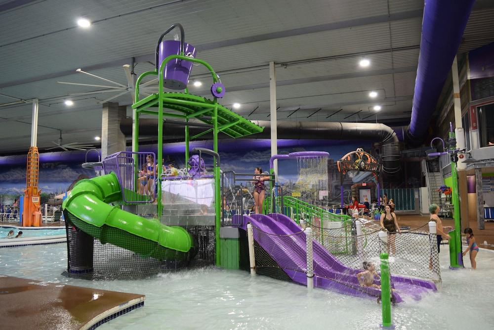 Metropolis Resort Water Park