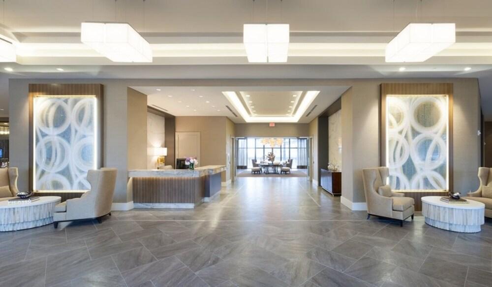 Bluebird Suites in Reston Interior Entrance