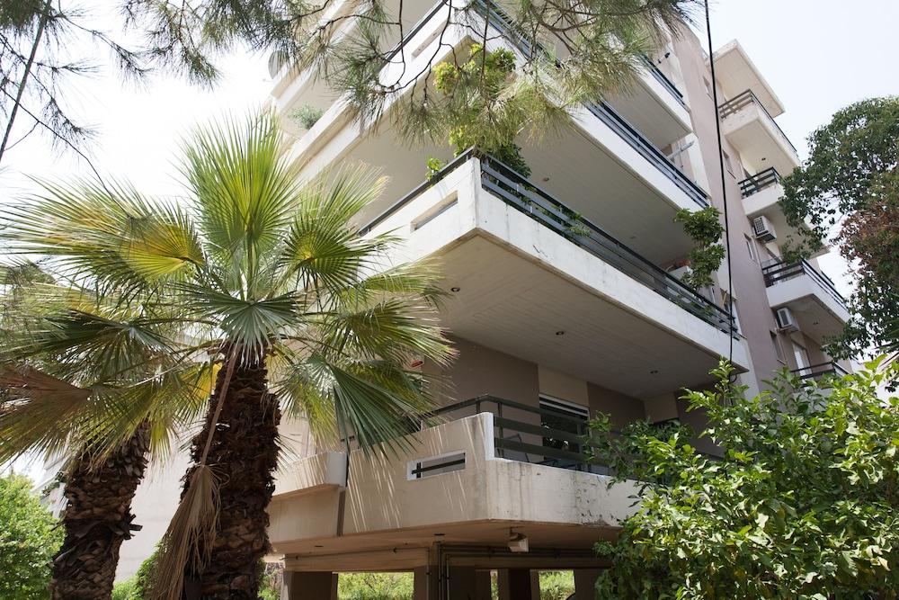 بليسان ت 2بد روم أبارتمنت نير هيليكسبو