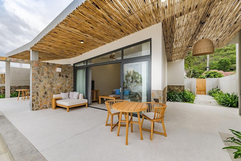 كوي توي فيليدج ريزورت فو ين