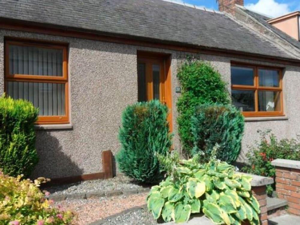 Impressive Holiday Home in Auchterarder With Garden