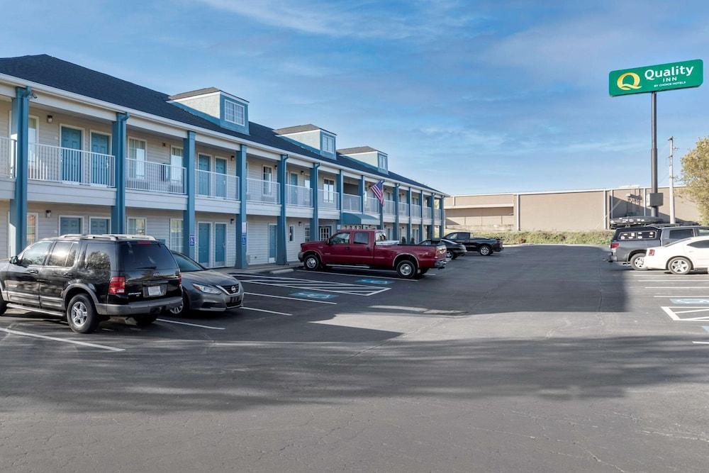 Quality Inn Seneca Clemson Area US-123 Exterior