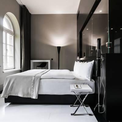 Blow Up Hall 50 50 Others