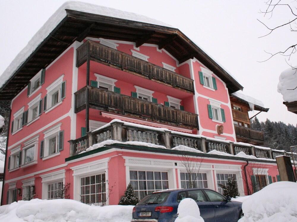 Serene Apartment in Reith bei Kitzbühel With Sauna,terrace Featured Image