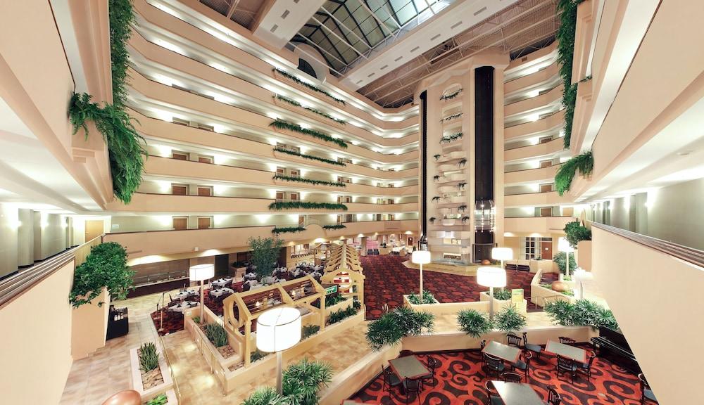 هوليداي إن سبرنجديل/فايتيفيل أريا باي آيتش جي المنطقة الخارجية