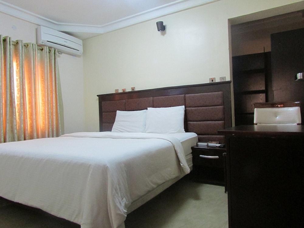 Bex Suites and Spa Room