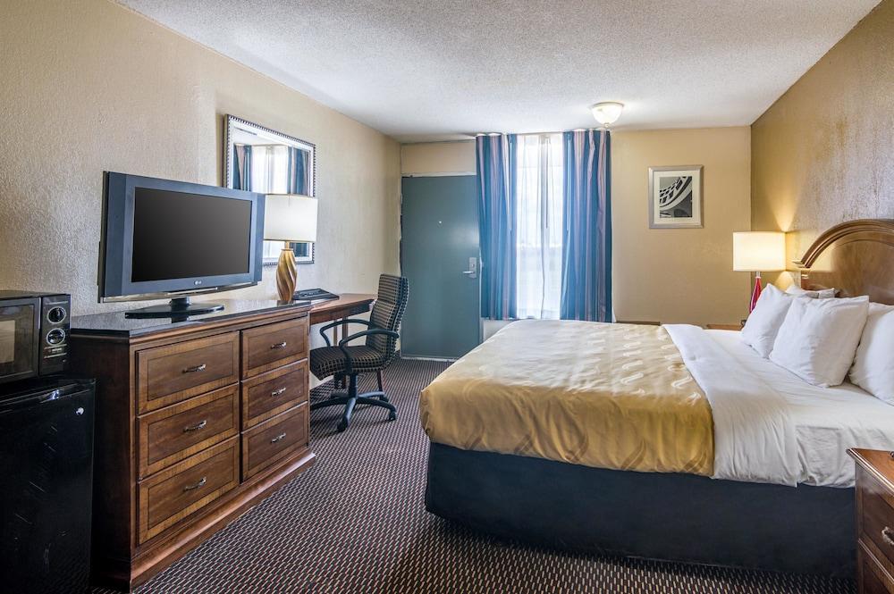 Quality Inn Shawnee Featured Image