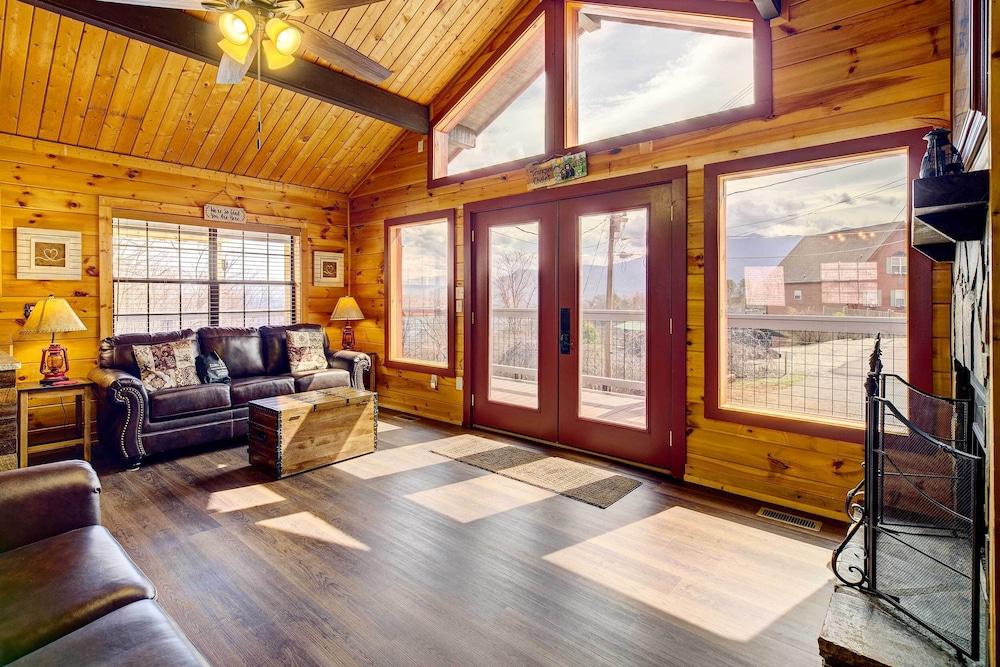 Tennessee Chalet