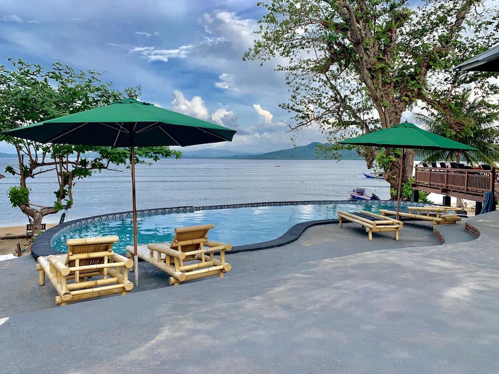 MC Bunaken Padi Dive Resort