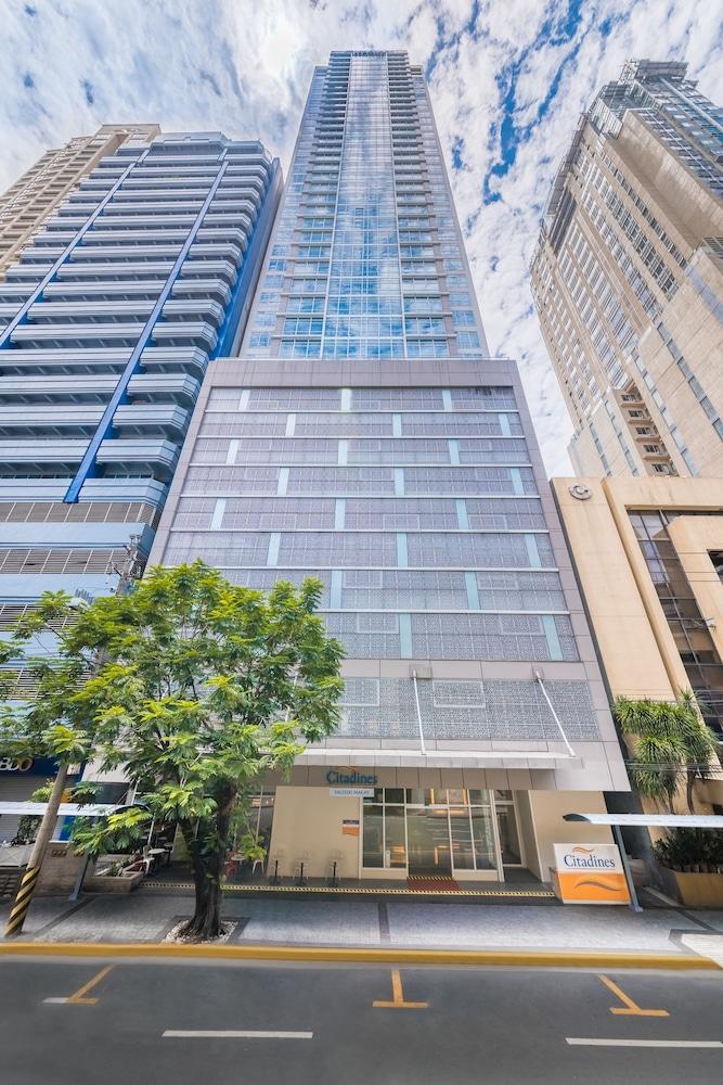 Citadines Salcedo Makati Exterior