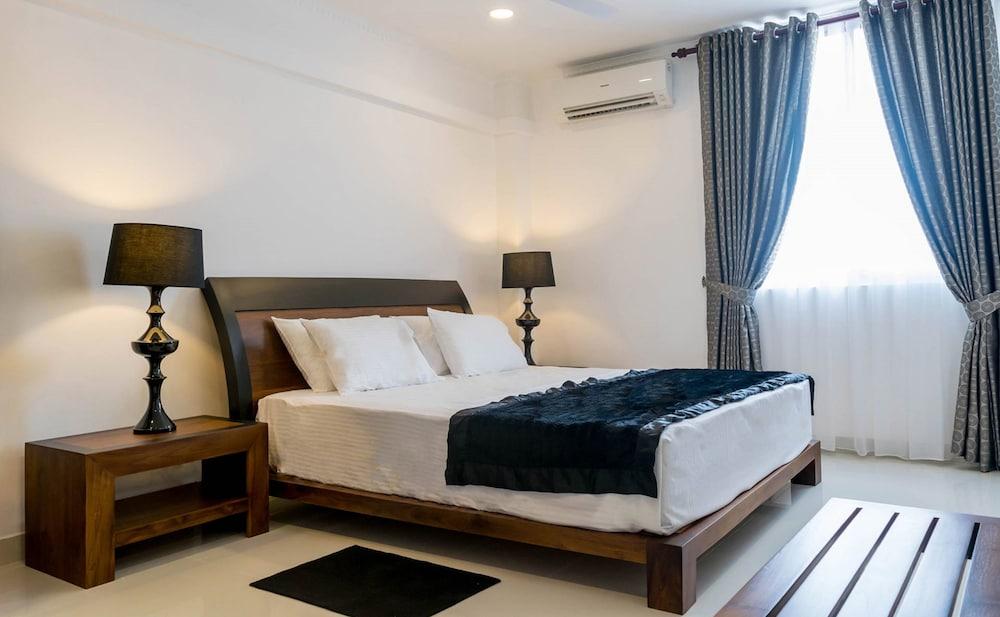 Lara Residence Featured Image