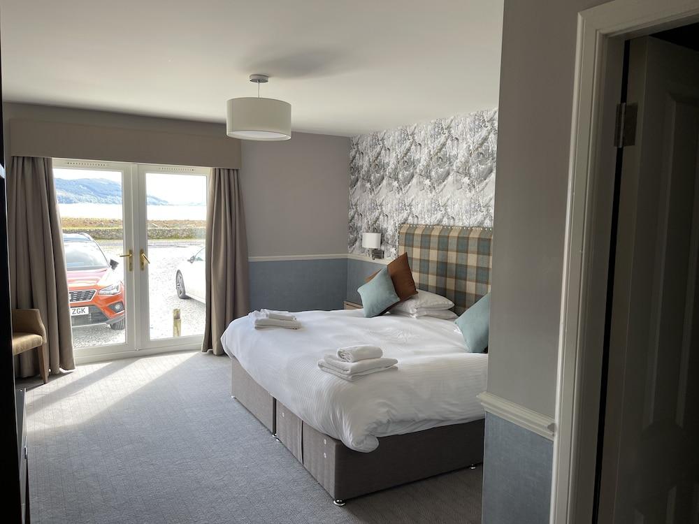 Balmacara Hotel Room