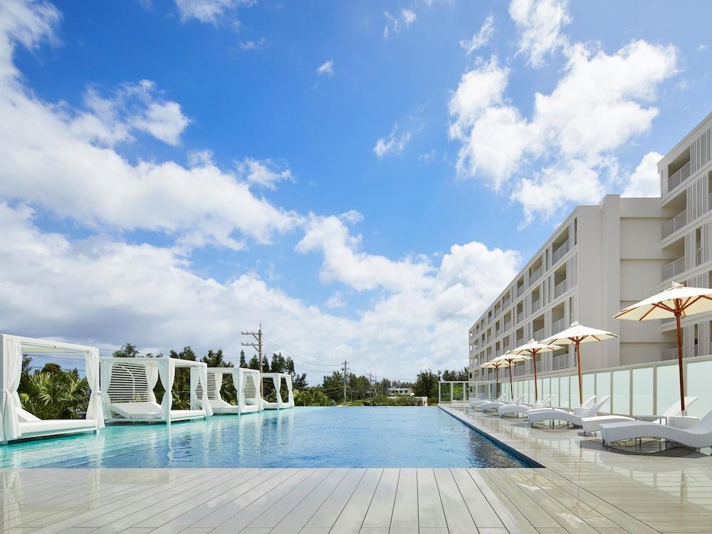 Loisir Living Suites Seragaki
