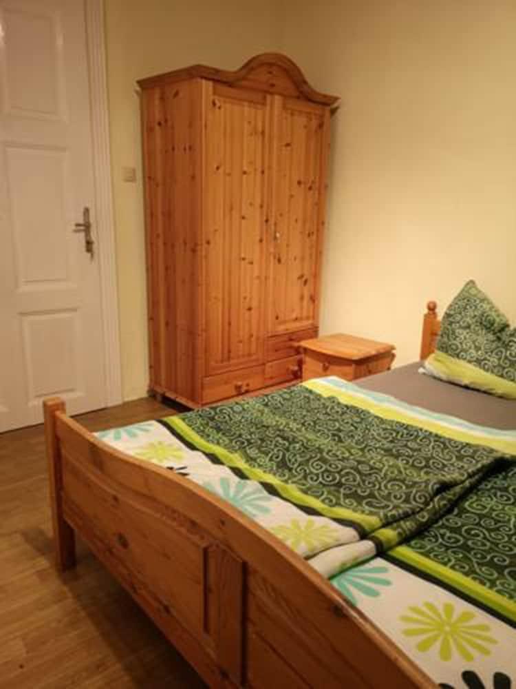 Gasthof zum Falkenstein Room