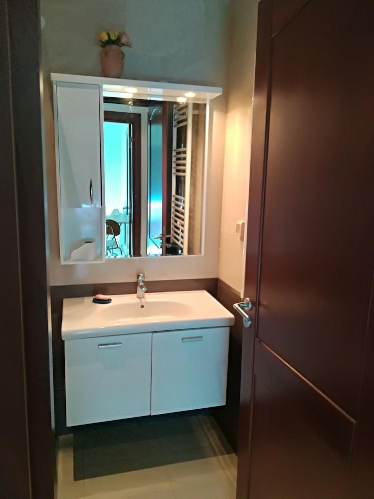 Résidence Aziz Bathroom
