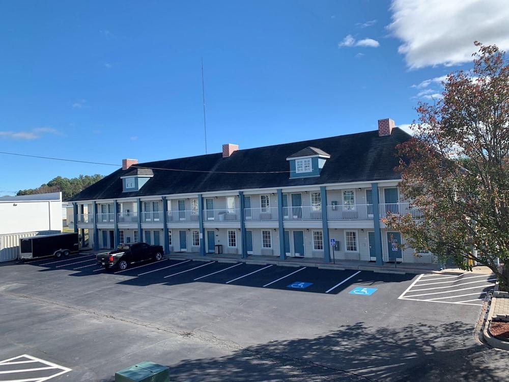 Quality Inn Seneca Clemson Area US-123 Exterior