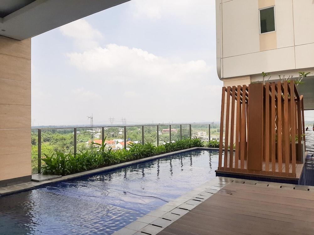 Studio Modern Japanese Style near Aeon BSD at B Residence Apartment Outdoor Pool