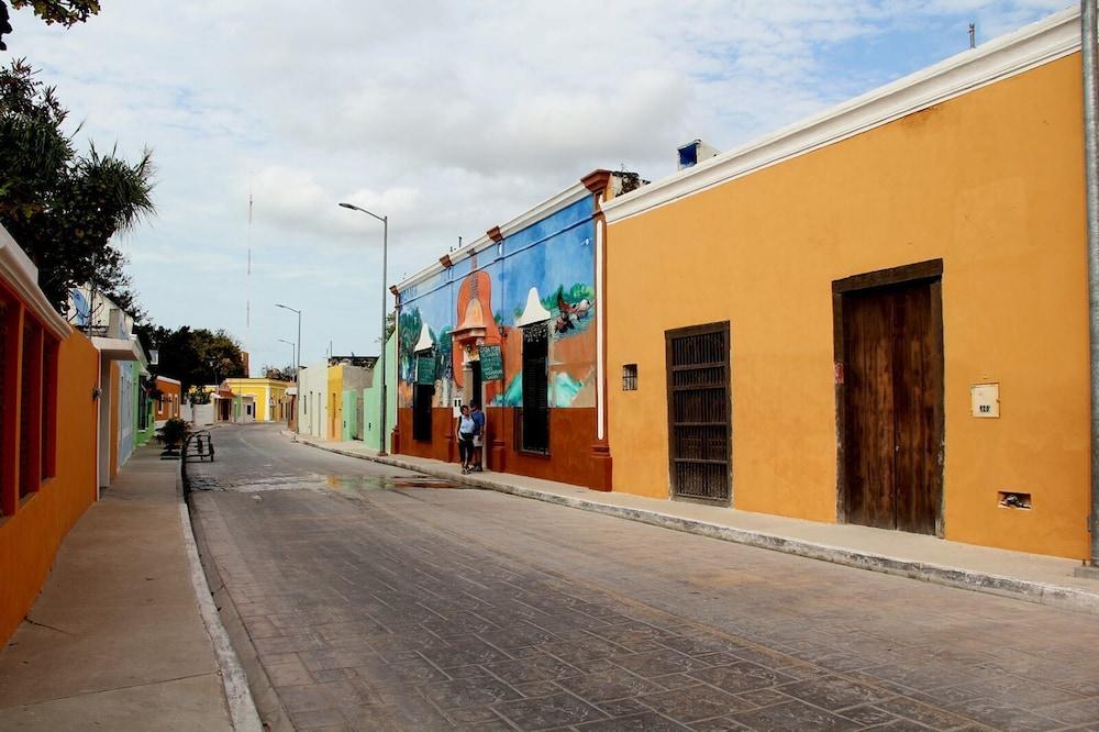 Posada Lilia Exterior detail