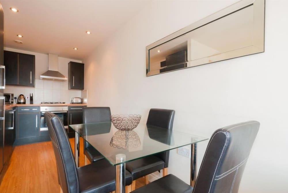 ليتسبي آت هوم - سايبريس بوينت مطبخ خاص