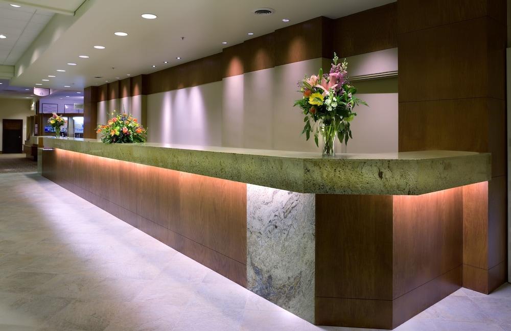 دبل تري باي هيلتون أوماها داون تاون منطقة الاستقبال