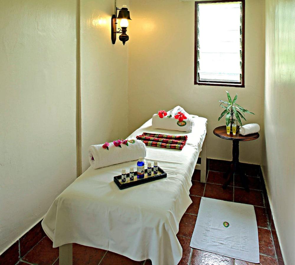 Paraa Safari Lodge Spa