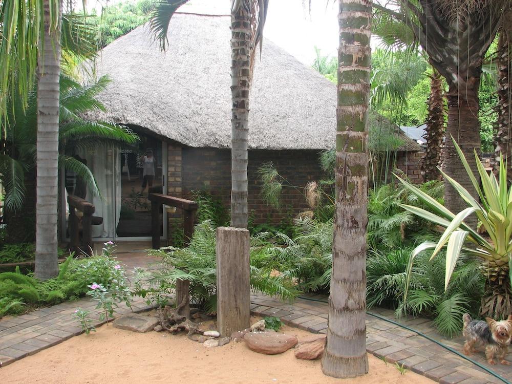 Inca Lily Accommodation Exterior