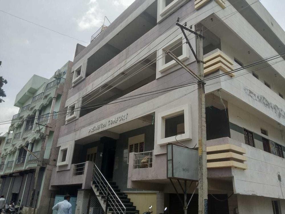 iROOMZ Pranathi Comforts Exterior