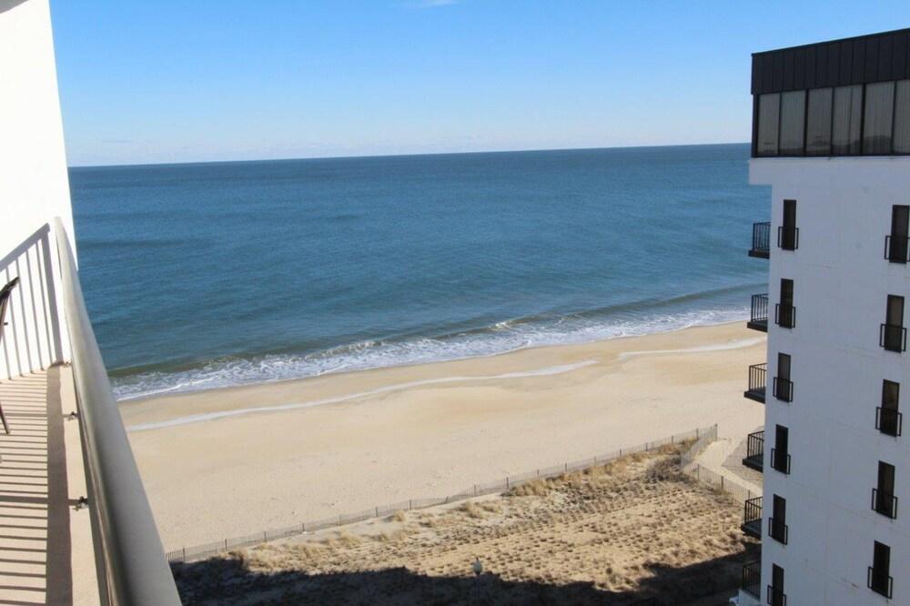 هينلوبين يونيت 803 باي لونج آند فوستر الشاطئ