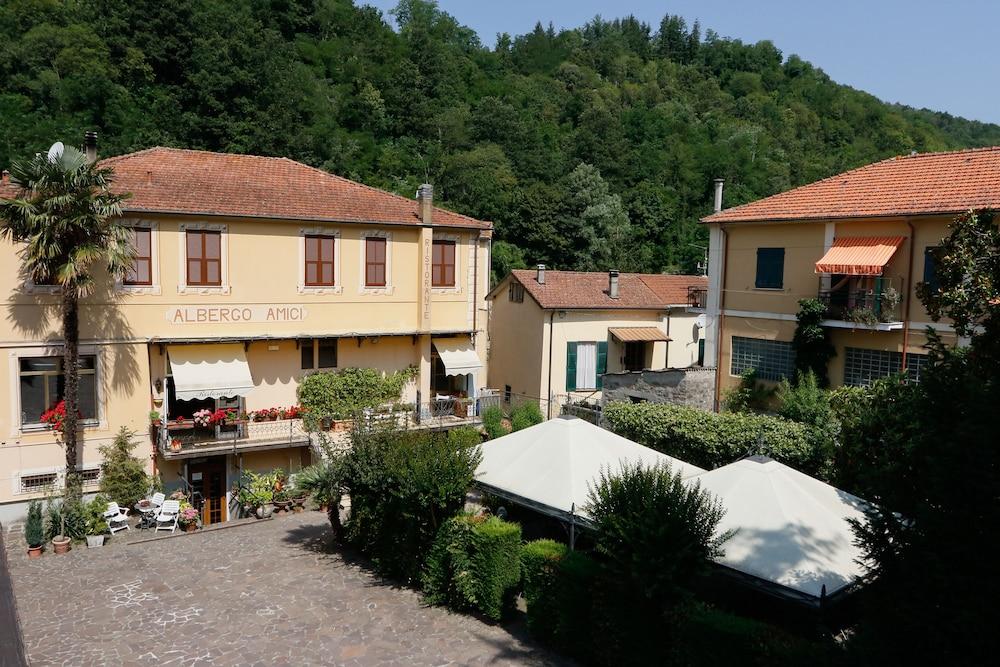 Albergo Amici Exterior