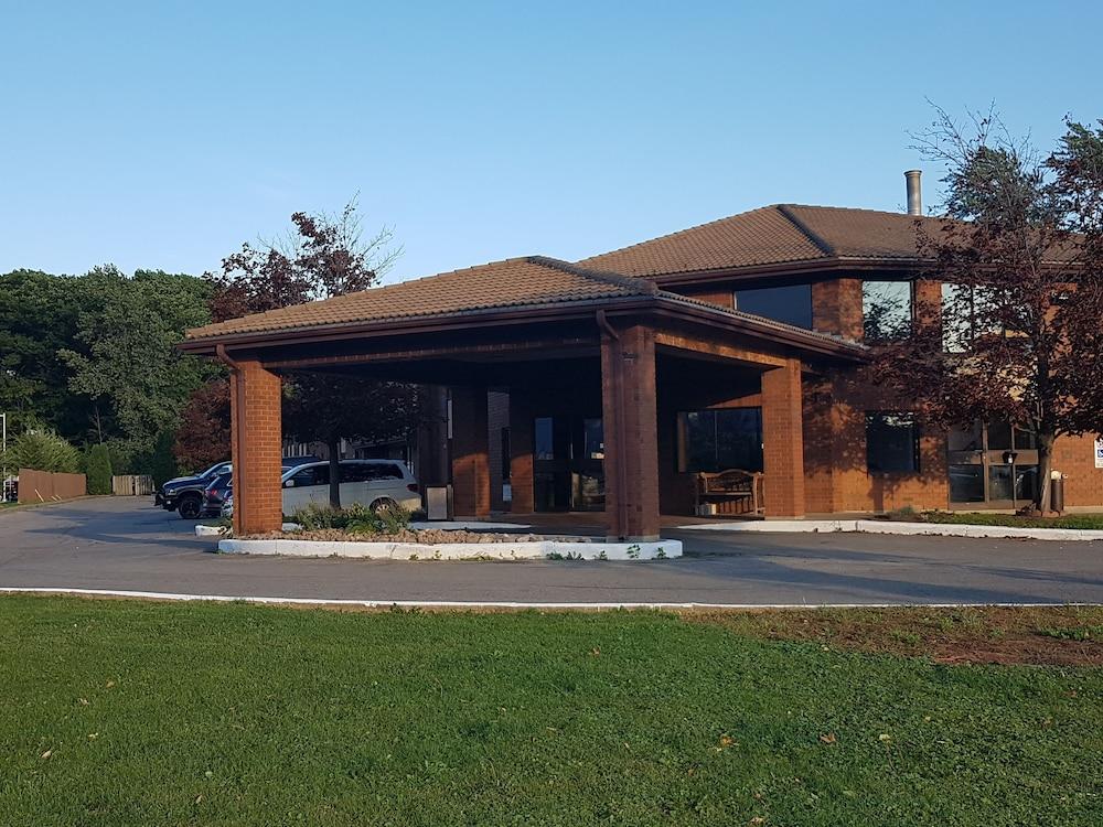 Travelodge by Wyndham Welland