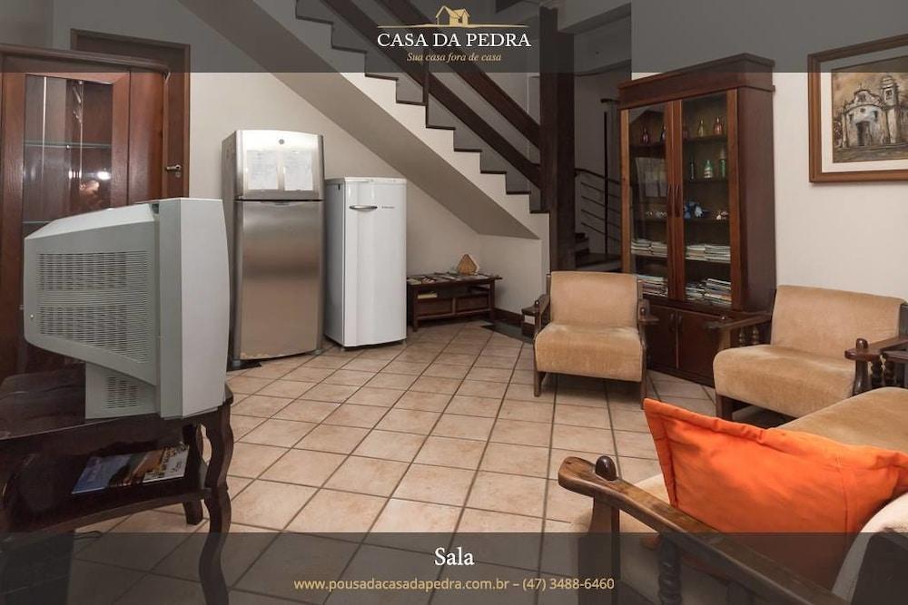 بوسادا كاسا دو بيدرا