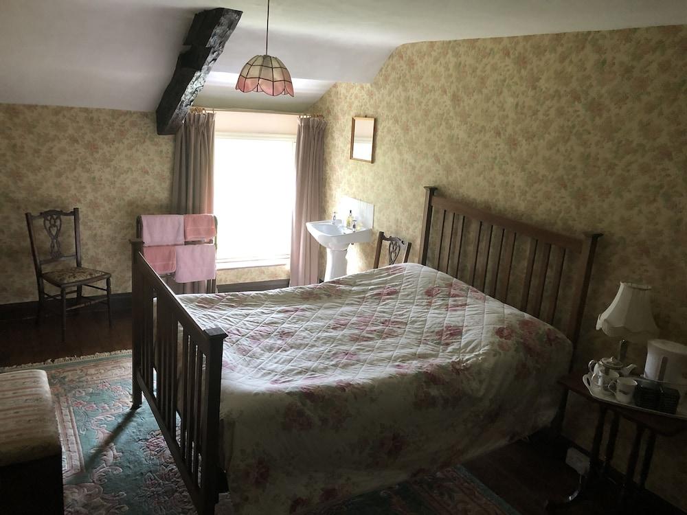 Powter Howe Room