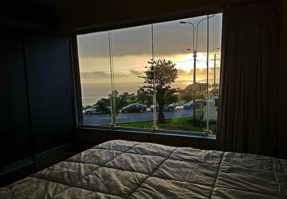 Stylish Ocean View Private Apartment Room